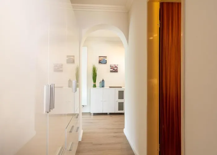 Haus Schwanensee 19 *